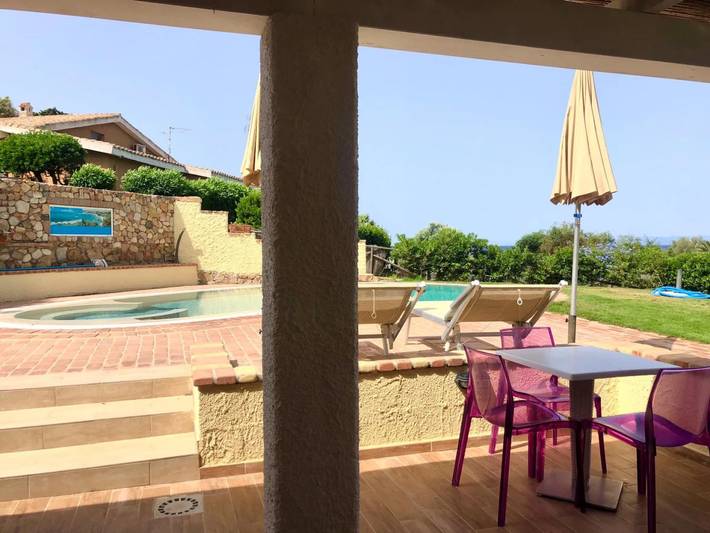 Villa for 18 personer med jacuzzi in Cala Caterina, Villasimius