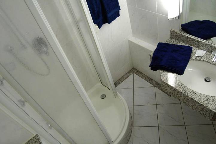 Hotel, mit Terrasse in Hennef - 4