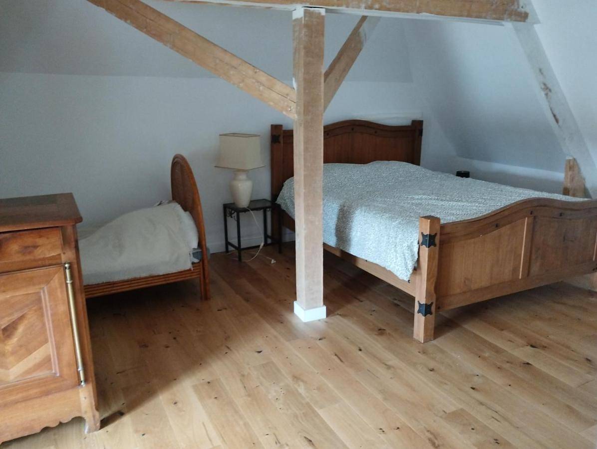 Appartement de vacances entier, Double Room in La Bazouge-du-Désert, Fougères-Vitré