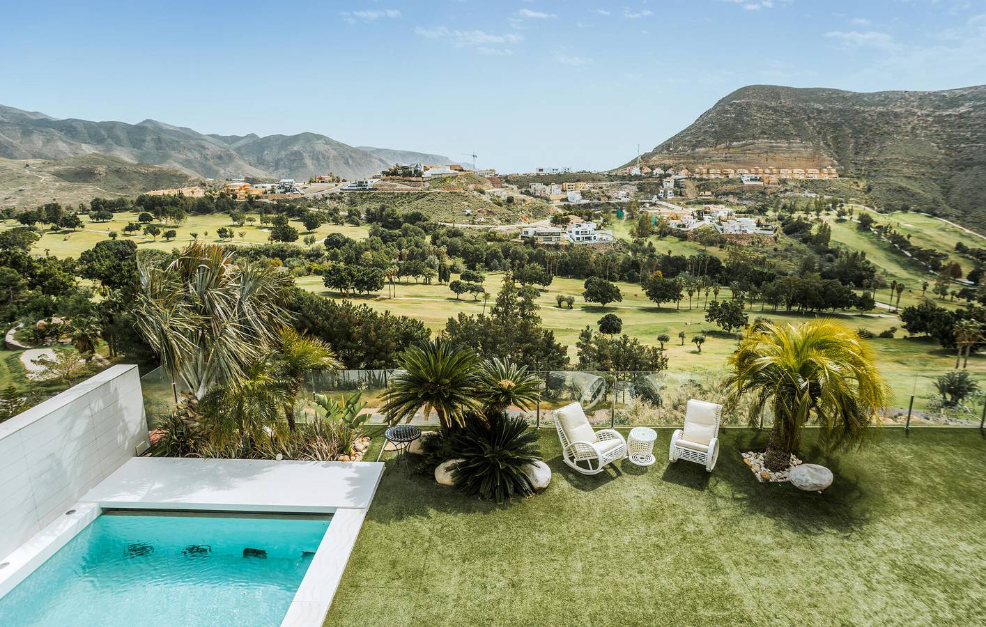 Encantador alojamiento de un dormitorio con piscina y barbacoa, a 2 km del centro de Vícar in La Envía, Vícar