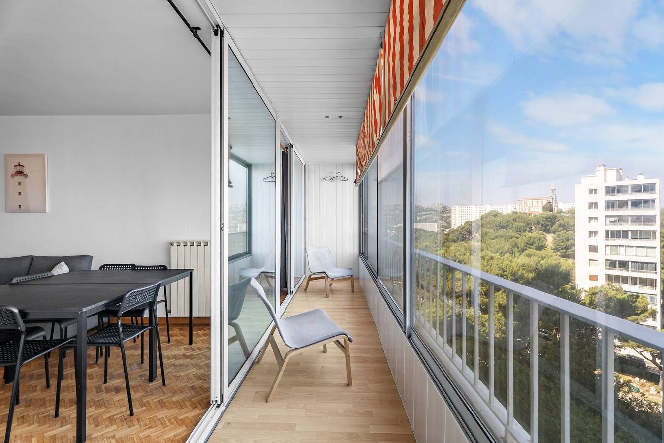 Appartement entier, Superbe appartement avec vue dégagée – 8 couchages – Marseille 9e in Marseille, Région de Marseille