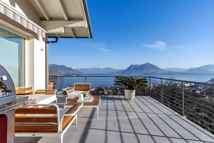 Villa pour 8 personnes, avec vue sur le lac, adapté aux familles à Comune di Stresa