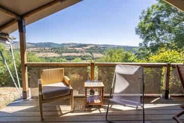 Camping pour 5 Personnes dans Bessuéjouls, Aveyron, Photo 1