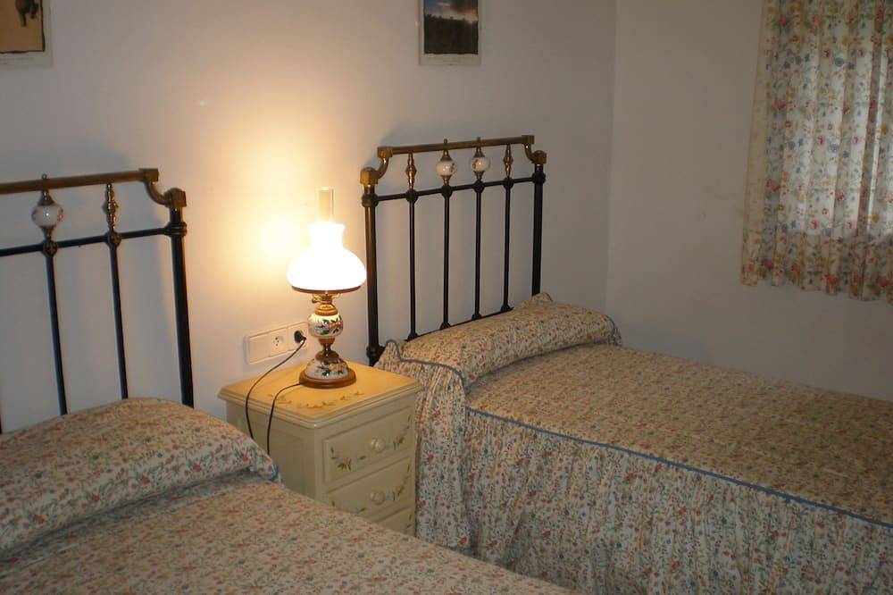 Apartamento entero, Apartamento con piscina, terraza, y cerca de la playa<br>Hutg - 009614 in Tamariu, Costa Brava