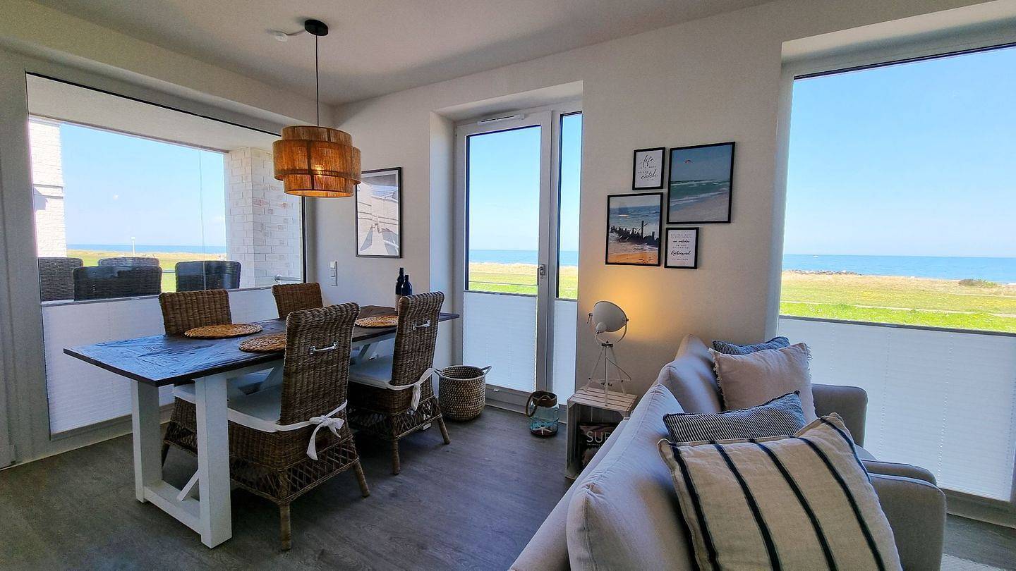 Ganze Wohnung, Ostsee Ferienwohnung Surfside - Meerblick aus jedem Fenster in Kalifornien (Ostsee), Schönberg