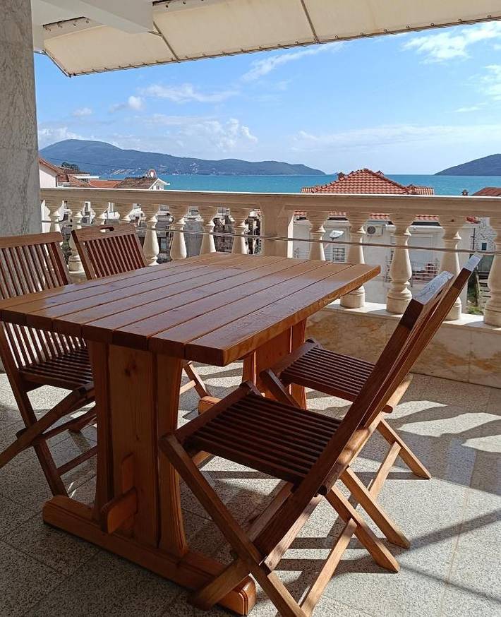 Maison d’hôte pour 3 personnes, avec vue et terrasse