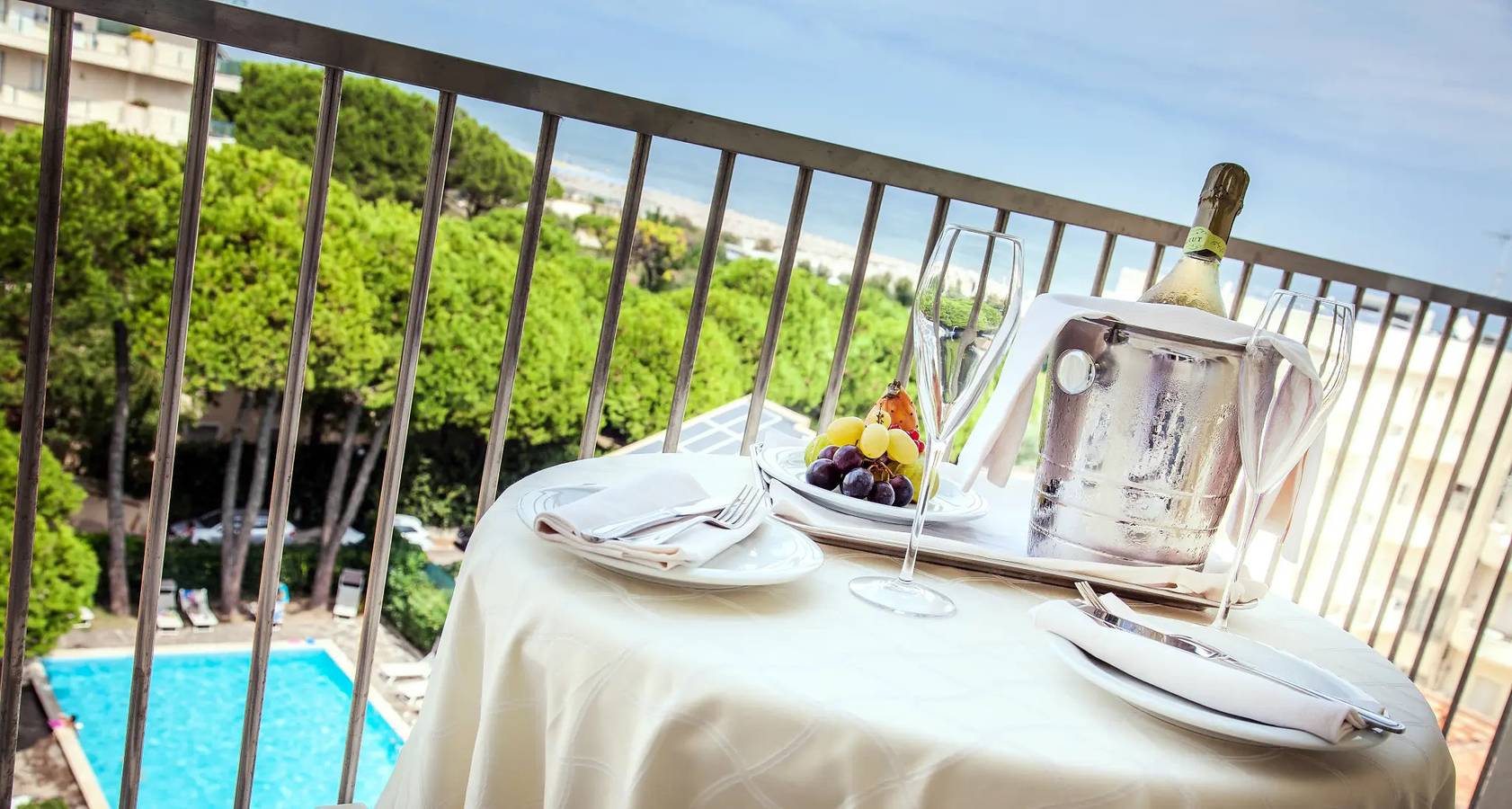 Classic Double Room balcony (Db01) in Palace Beach, Cervia