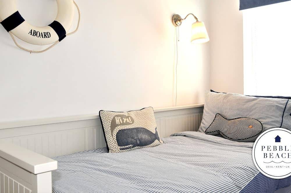 Just 50 meters from the pebble beach in Deal, Kent