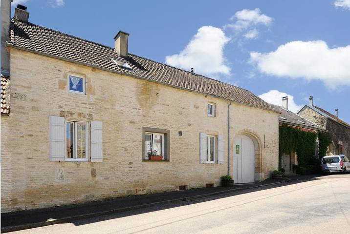Gîte pour 7 personnes, avec jardin