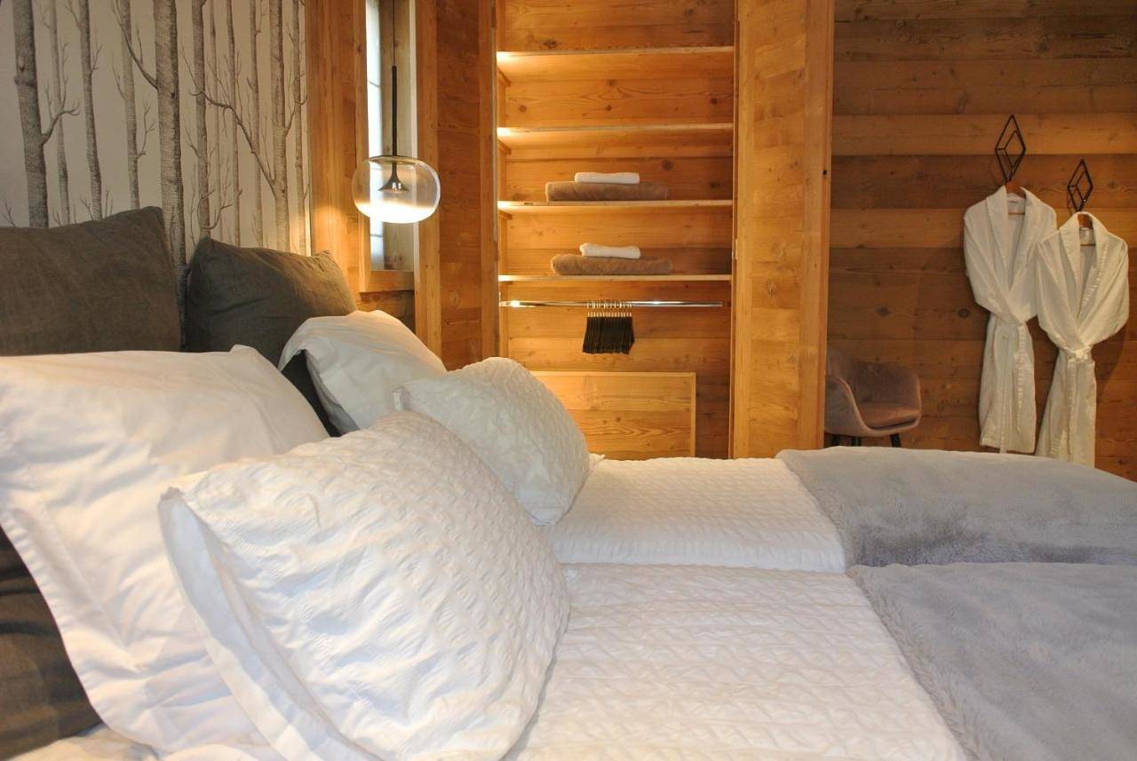 Twin Room with Bathroom in Les Gets, Les Portes du Soleil