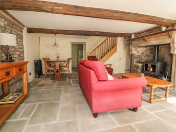 Log Cabin for 3 People in Forest of Bowland, North West England, Photo 4