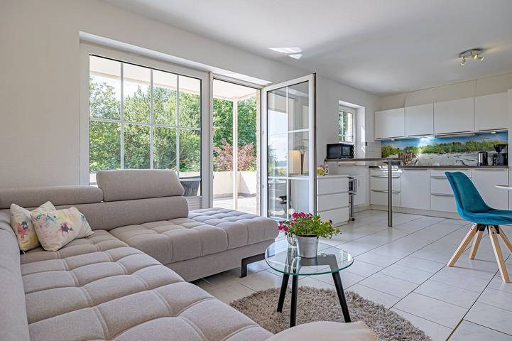 Ferienwohnung für 2 Personen, mit Balkon und Terrasse sowie Ausblick in Flensburger Förde