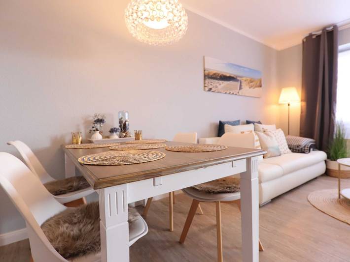 Ferienwohnung für 4 Personen, mit Balkon, mit Haustier in Schillig - 2