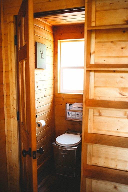 Treehouse Place at Deer Ridge Ole Mill in Mount Baker-Snoqualmie National Forest