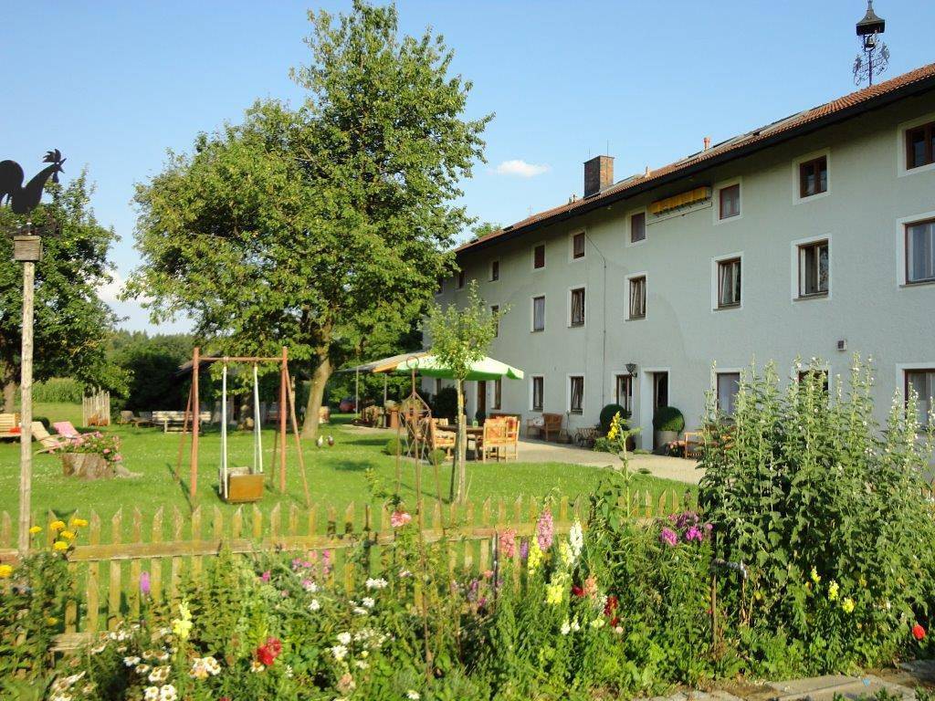 Lehnecker Ferienwohnungen - Einzelzimmer Nr. 6 in Neuötting, Landkreis Altötting