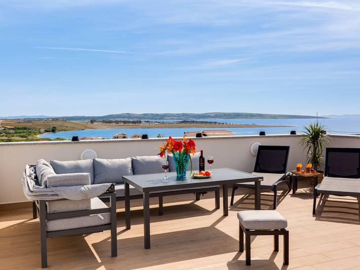 Ferienhaus für 12 Personen, mit Kinderpool und Terrasse, mit Haustier in Povljana - 2