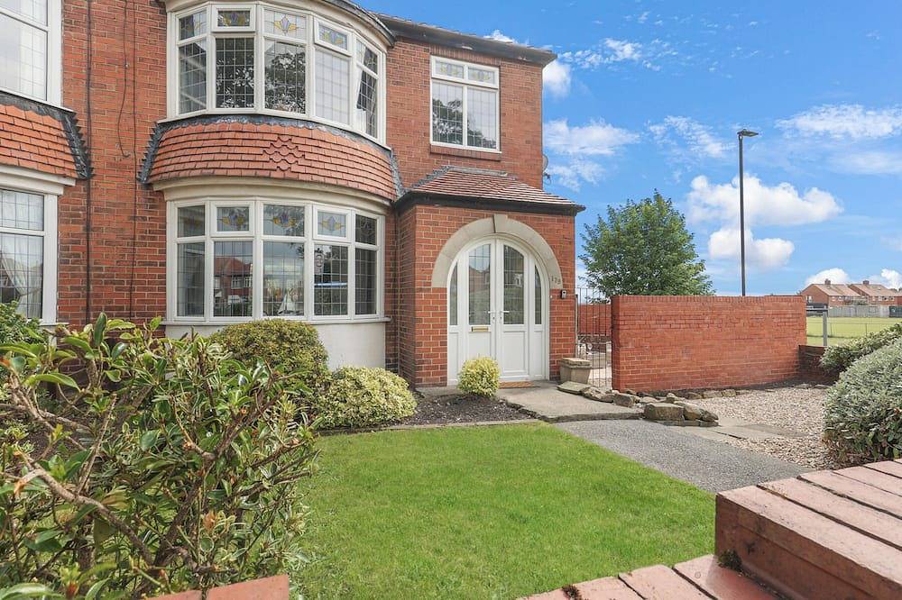 Cottage for 6 People in Tynemouth, North Tyneside