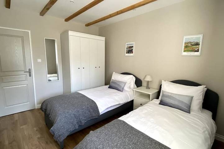 Location de vacances pour 4 personnes, avec jardin à Jugon-les-Lacs - 4