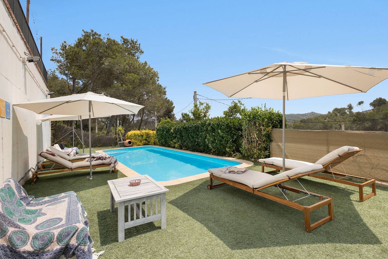 Apartamento entero, Apartamento 'Cim Apartments' con vistas a la montaña, Wi-Fi y aire acondicionado. in Olivella, Garraf