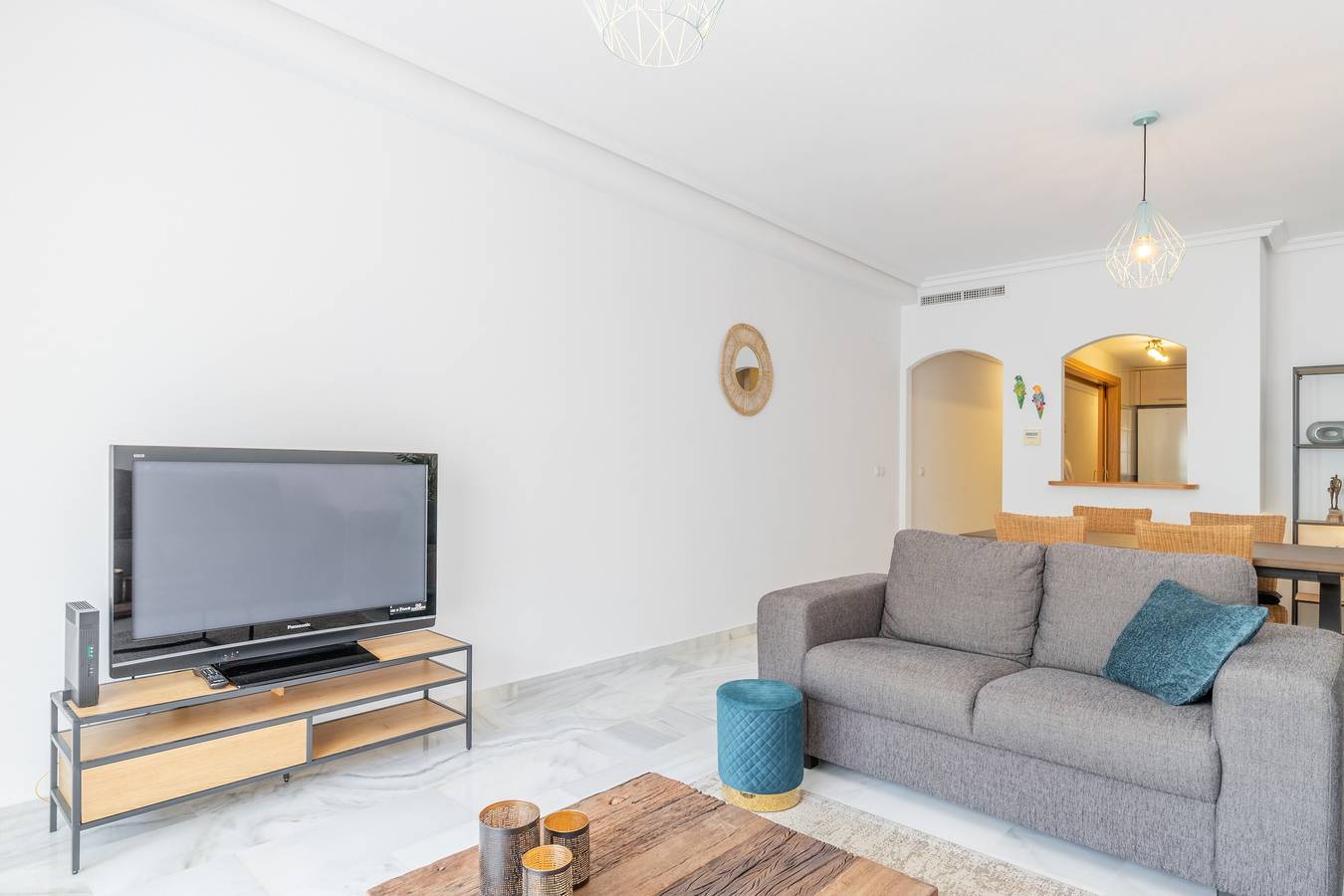 Apartamento entero, Apartamento "Avenida Masnou" cerca del mar con piscina compartida y Wi-Fi in La Manzanera, Calpe