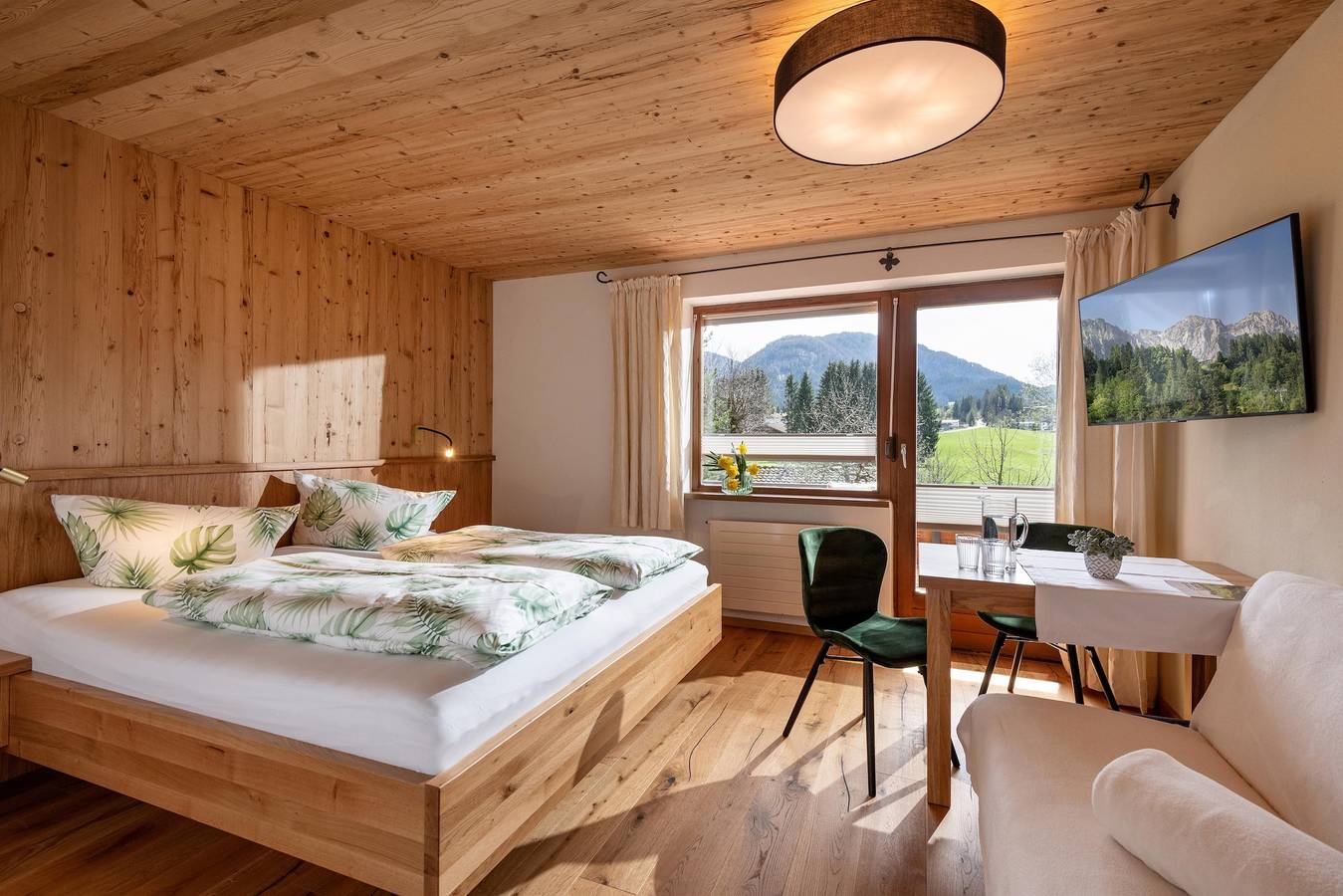 Ganze Ferienwohnung, Pension Aigner - Birgit Aigner in Kössen, Kaiserwinkl