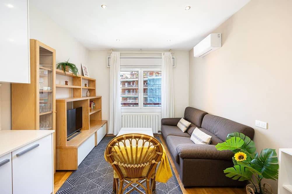 Appartement entier, Come enjoy the real Barcelona experience! in Hospitalet de Llobregat, L'Hospitalet de Llobregat