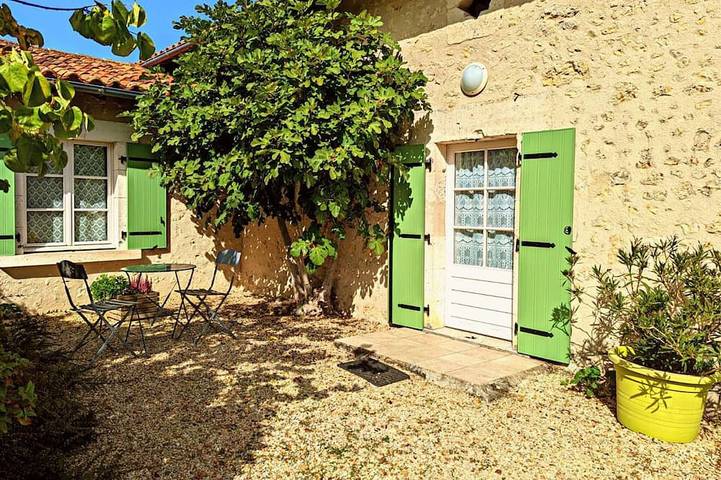 Gîte pour 6 personnes, avec Terrasse et Jardin