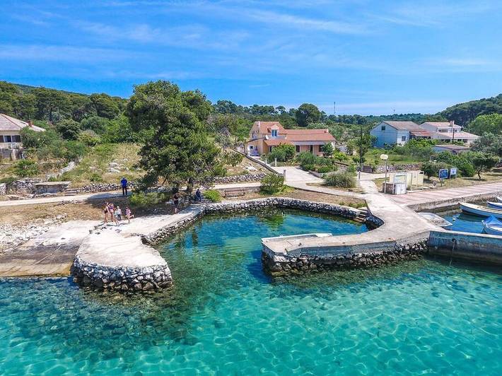 Ferienhaus für 5 Personen, mit Meerblick und Garten in Zadar (Kommun)