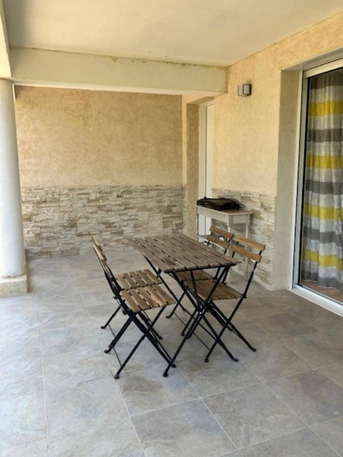 Villa pour 4 personnes, avec terrasse ainsi que vue et jardin à Bastia - 4