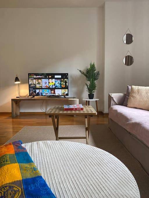 Ferienwohnung für 2 Personen, mit Ausblick und Balkon in Kosovo