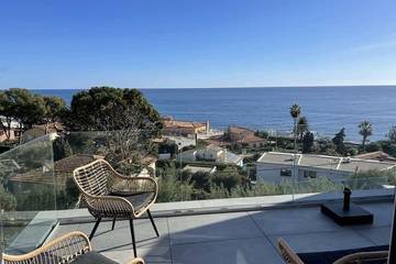 Gîte pour 4 personnes, avec balcon dans Plage de San Peire