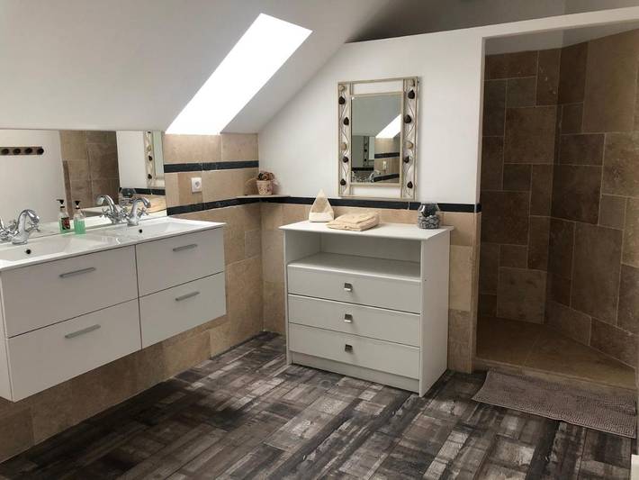 Gîte pour 3 personnes, avec terrasse ainsi que jardin et vue à Saint-Mars-d'Outillé - 3