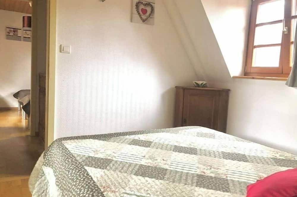 Entire apartment, La Cigogne in Eguisheim, Parc naturel régional des Ballons des Vosges