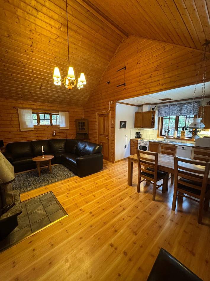 Location de vacances pour 7 personnes, avec vue sur le lac ainsi que jardin et sauna en Suède - 4