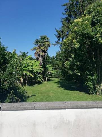 Gîte pour 10 personnes, avec piscine ainsi que jardin et jacuzzi à Saint-Lon-les-Mines