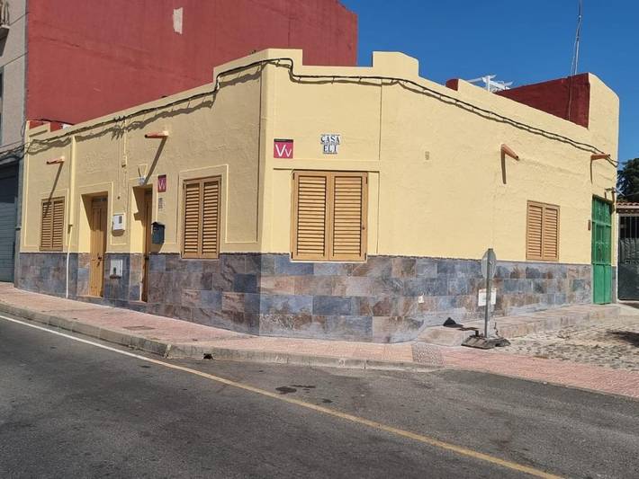 Casa rural para 7 personas, con vistas y terraza en Santa Lucía de Tirajana - 2