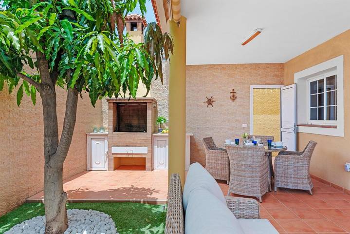 Casa rural para 6 personas, con jardín además de piscina y vistas en Granadilla de Abona - 2