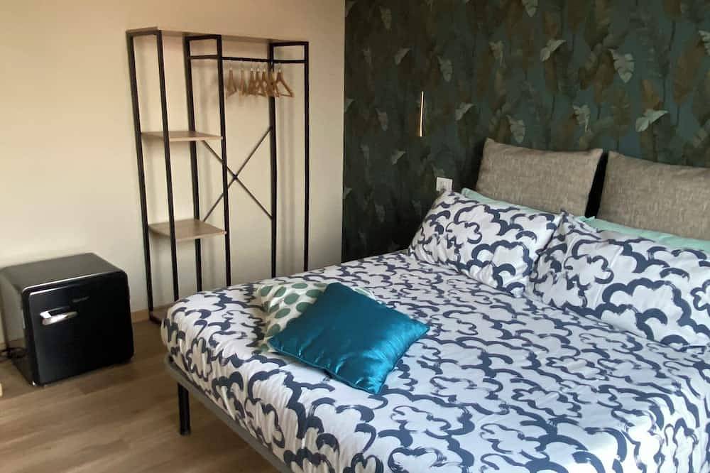 Blue King Room in Alba, Langhe