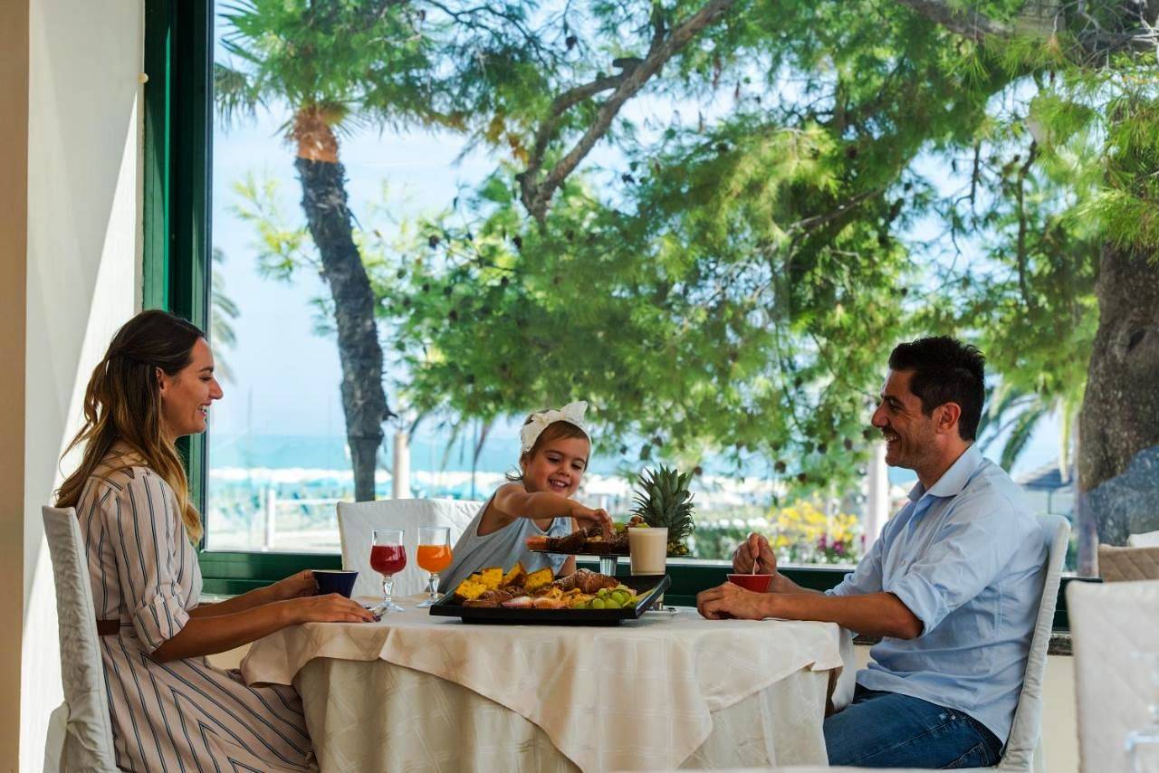 Hotel Europa Beach Village in Venere Mare, Giulianova (Commune)