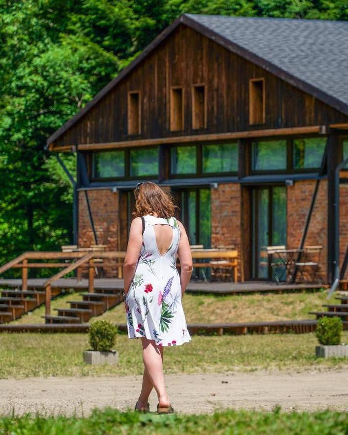 Ośrodek wypoczynkowy dla 3 osób, z Balkon i Jacuzzi oraz Taras i Ogród w Podkarpacie