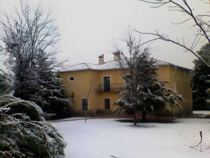 Casa rural para 8 personas, con jardín además de balcón y piscina, Se admiten mascotas en Cehegín