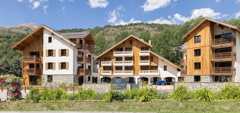 Appartement de vacances pour 14 personnes, avec Balcon et Jacuzzi ainsi que Terrasse et Sauna dans Serre Chevalier