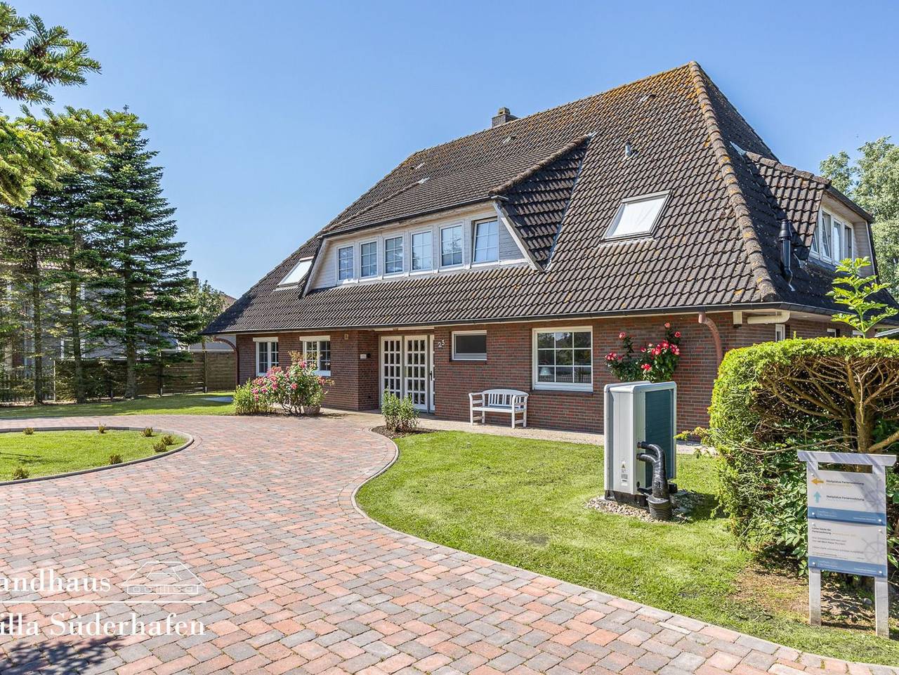 Ganze Ferienwohnung, Landhausvilla Süderhafen - Kleiner Luxus - Kleiner Luxus in Nordstrand (Gemeinde), Nordstrand