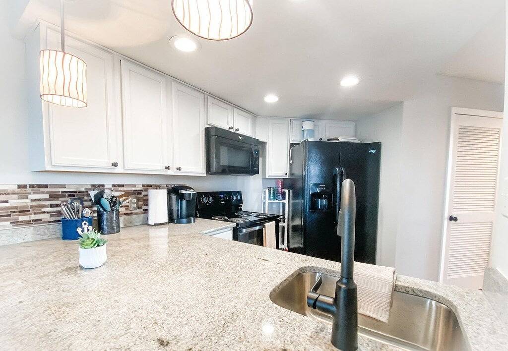 Ganze Wohnung, Ocean view, 1Br, 2Ba Condo, St. Regis #1214, Topsail, Nc in North Topsail Beach, Camp Lejeune