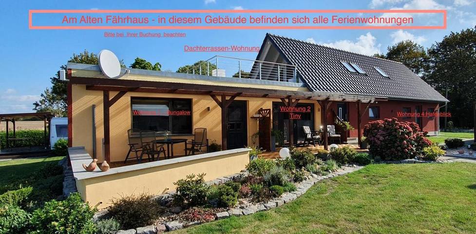 Ferienwohnung für 2 Personen, mit Terrasse und Garten sowie Seeblick und Ausblick
