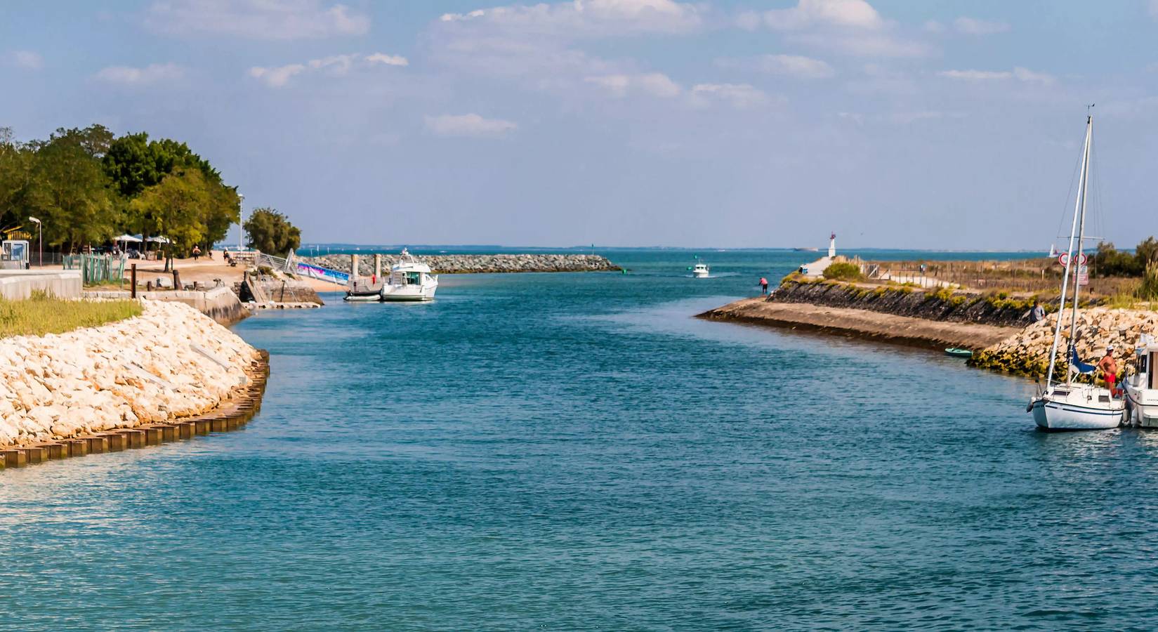 Mobil-Home Comfort Grande 3 estancias 4 Personas + Tv in Le Château-d'Oléron, Côte de Beauté