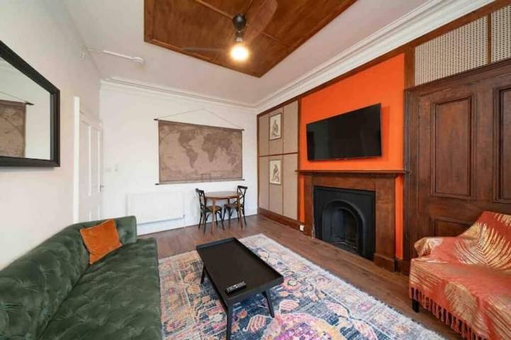 Ganze Wohnung, Central Apartments Colonial: Themed luxury apartment in the heart of Blairgowrie in Blairgowrie (Perthshire), Perthshire