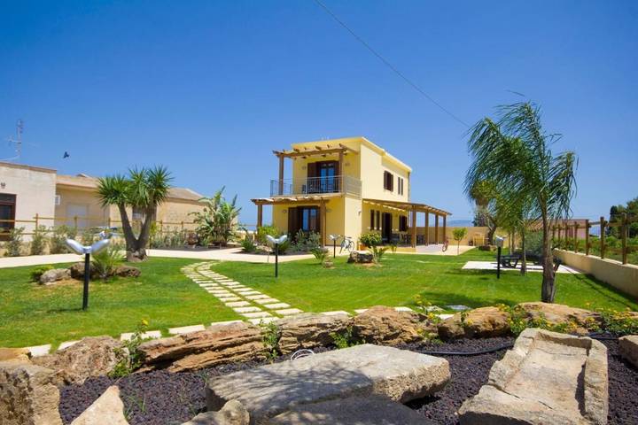 Chambre d’hôte pour 2 personnes, avec Terrasse et Jardin à Marsala
