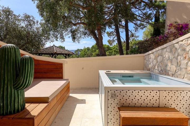 Maison de vacances pour 6 personnes, avec Jacuzzi et Terrasse dans Cala Rossa