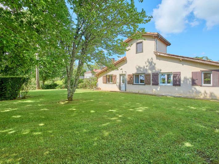 Location de vacances pour 4 personnes, avec Terrasse dans Lac d'Uby